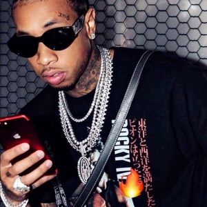 Meet your Posher, Derrick